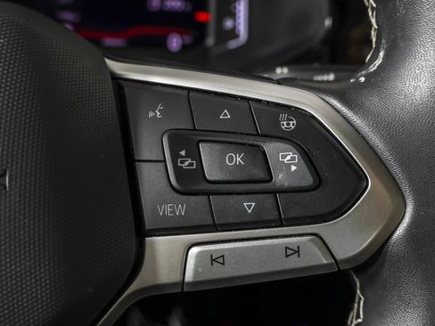 Certified 2024 Volkswagen Taos SEL image 30