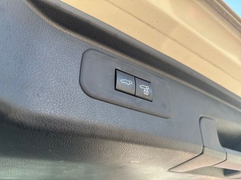 Used 2024 Toyota Grand Highlander XLE image 12