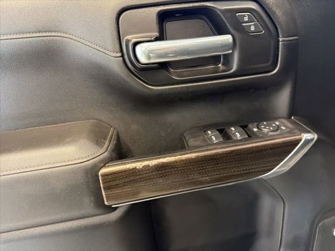 Used 2021 Chevrolet Silverado 1500 LT Trail Boss w/ Convenience Package II image 27