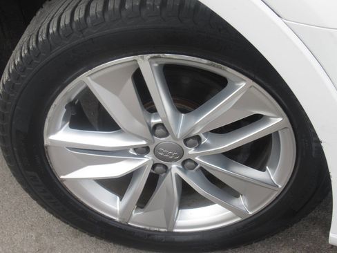 Used 2016 Audi Q3 2.0T Premium Plus AWD/4WD image 5