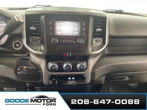 Used 2021 RAM 2500 Big Horn AWD/4WD image 15