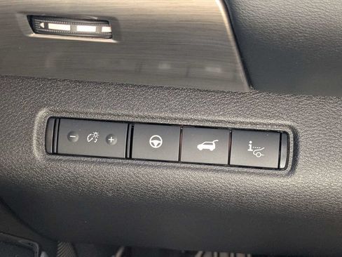 Used 2024 Nissan Pathfinder Platinum w/ Cargo Package FWD image 28