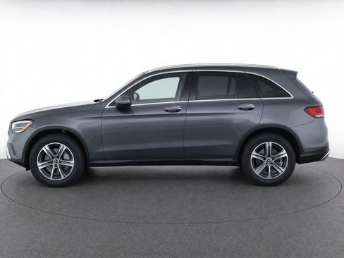 Used 2021 Mercedes-Benz GLC 300 4MATIC image 25