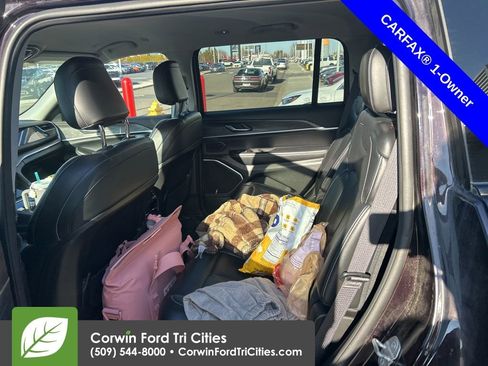 Used 2022 Jeep Grand Cherokee L Limited w/ Trailer Tow Group (B) image 18