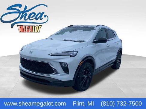 Used 2024 Buick Encore GX Sport Touring w/ Black Roof Package image 1