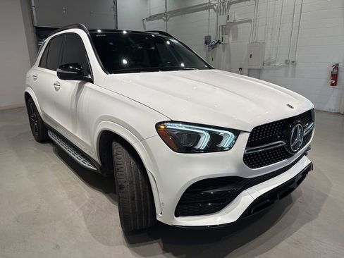 Used 2023 Mercedes-Benz GLE 350 4MATIC w/ AMG Line Exterior image 3