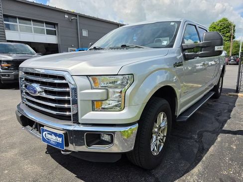 Used 2015 Ford F150 XLT w/ Equipment Group 302A Luxury AWD/4WD image 3