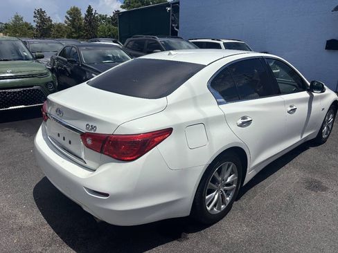 Used 2017 INFINITI Q50 2.0t RWD image 5