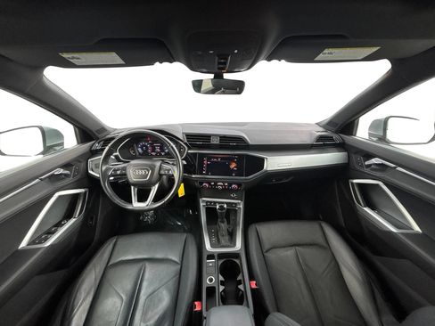 Used 2020 Audi Q3 2.0T Premium AWD/4WD image 17