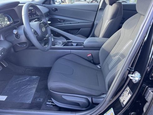New 2026 Hyundai Elantra SEL Sport image 9