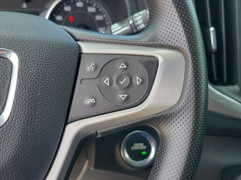 Used 2024 GMC Terrain SLE FWD image 22