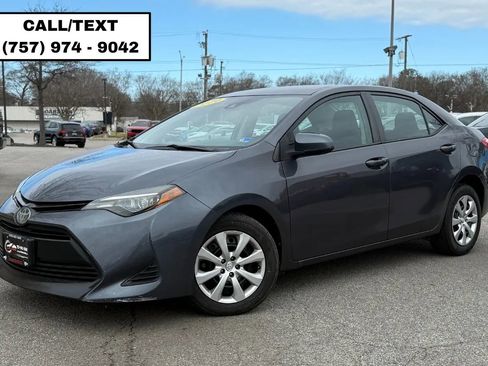 Used 2019 Toyota Corolla LE image 1