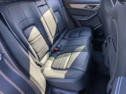 Used 2024 Jaguar F-PACE R-Dynamic S image 29