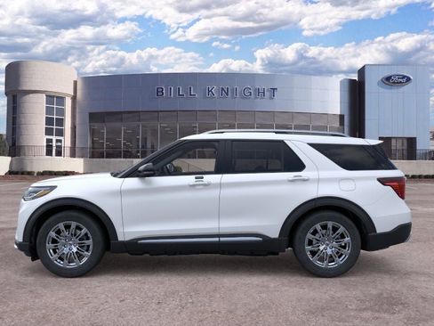 New 2026 Ford Explorer Platinum RWD image 4