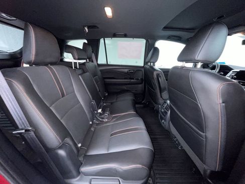 Used 2023 Honda Passport TrailSport image 17