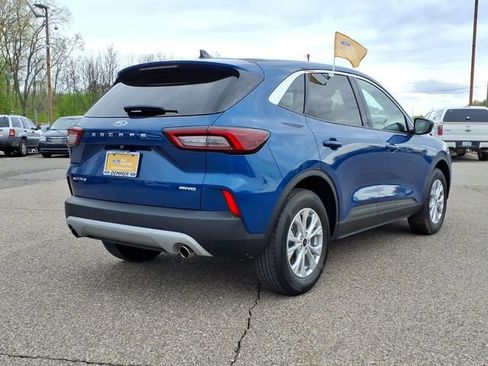 Certified 2023 Ford Escape Active AWD/4WD image 9