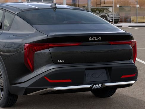 New 2026 Kia K4 LX FWD image 13