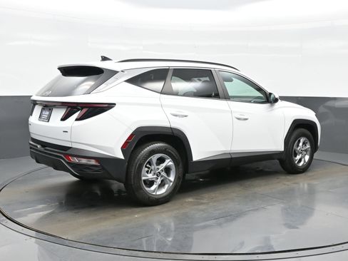 Certified 2023 Hyundai Tucson SEL AWD/4WD image 6