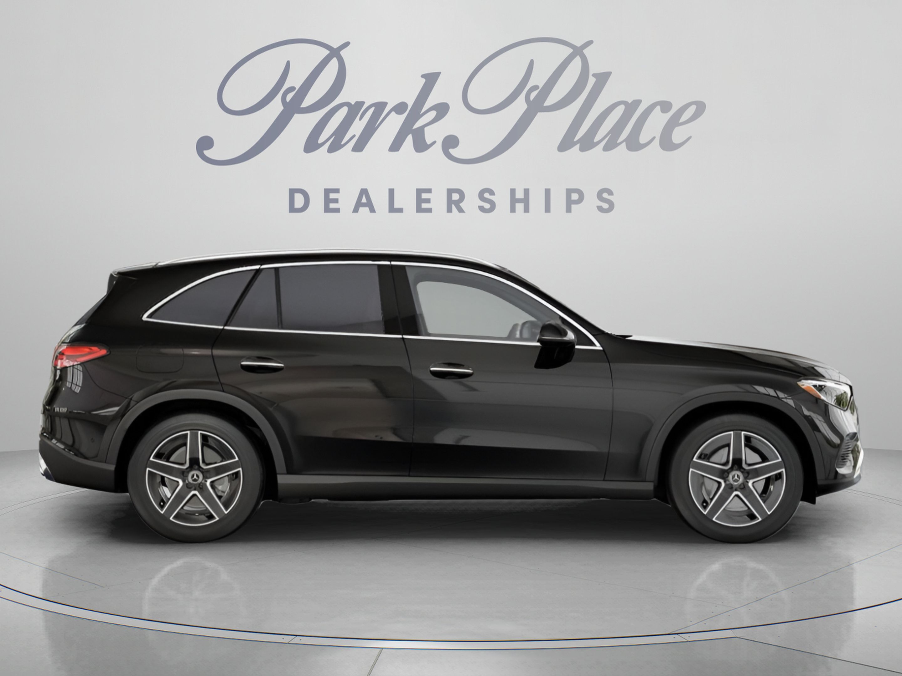 Used 2026 Mercedes-Benz GLC 300 image 26