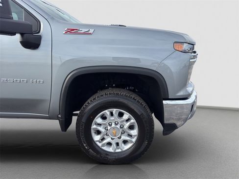 New 2026 Chevrolet Silverado 2500 LT w/ Safety Package image 32