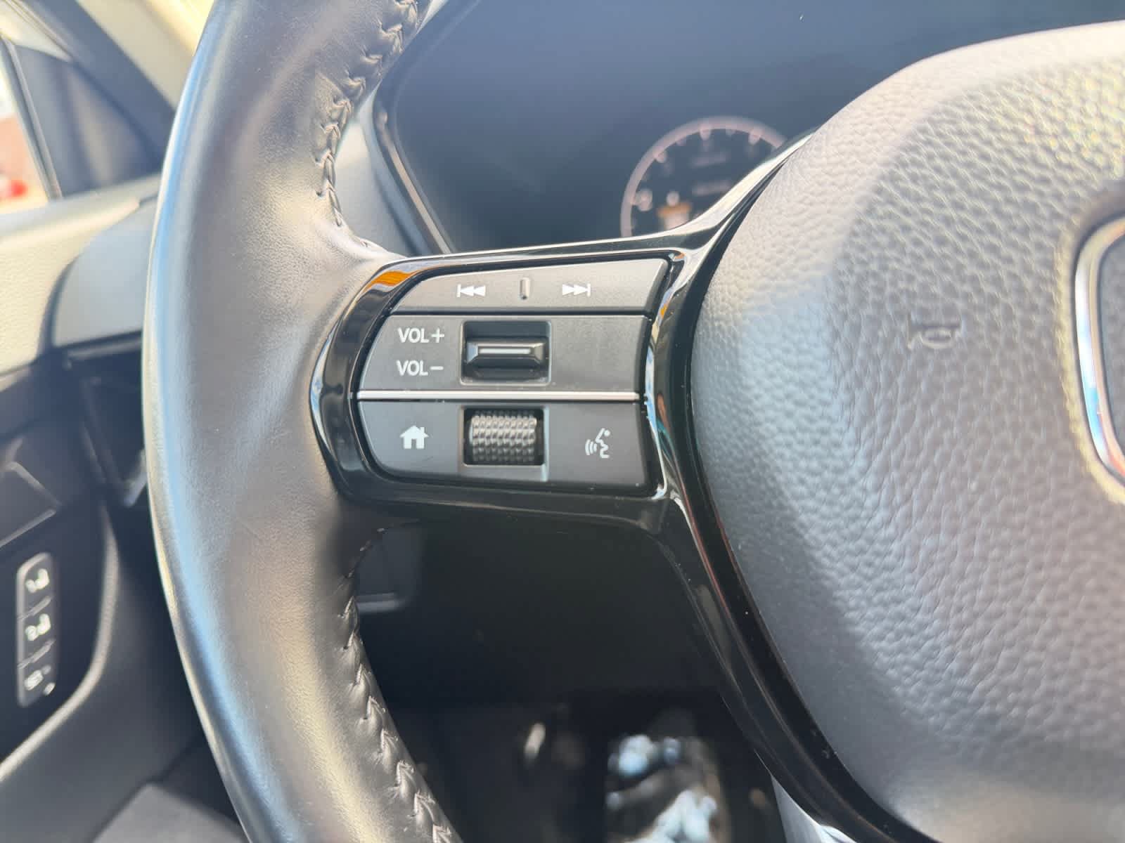 Used 2025 Honda CR-V EX-L image 22