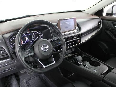 Certified 2023 Nissan Rogue SV w/ SV Premium B Package FWD image 19