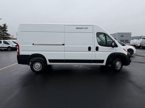 Used 2024 RAM ProMaster 2500 w/ Safety Group image 18