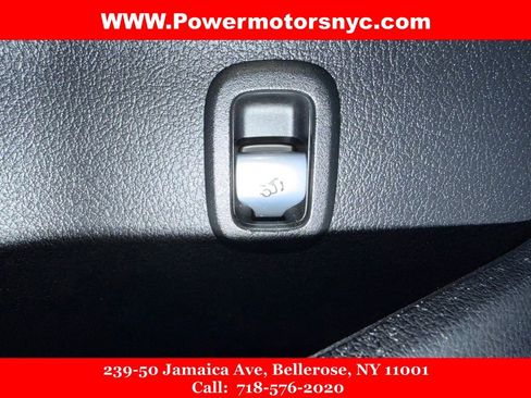 Used 2022 Mercedes-Benz C 300 4MATIC Sedan w/ Pinnacle Trim Package image 47