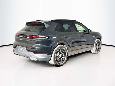 New 2026 Porsche Cayenne E-Hybrid image 9