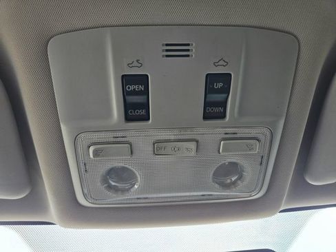 Used 2014 Toyota Corolla S image 29