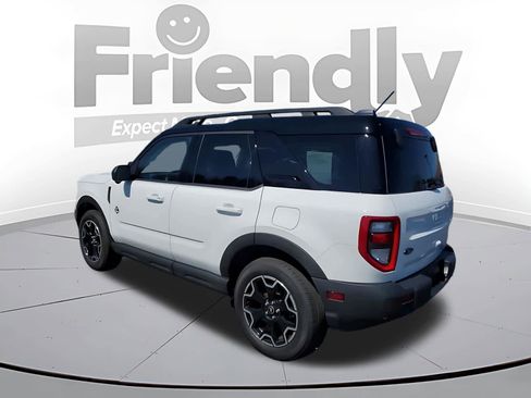 Used 2025 Ford Bronco Sport Outer Banks w/ Outer Banks Tech Package+ image 3