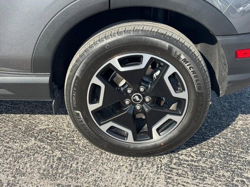 Used 2023 Ford Bronco Sport Outer Banks w/ Tech Package image 11