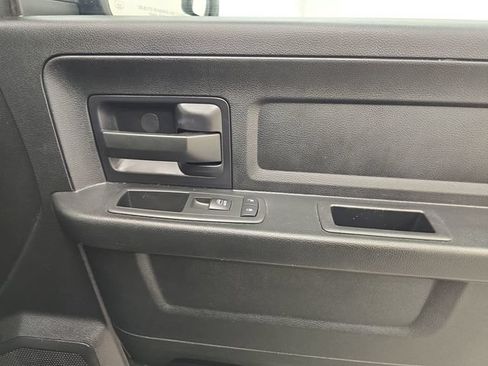 Used 2016 RAM 1500 ST w/ SXT Appearance Group AWD/4WD image 11