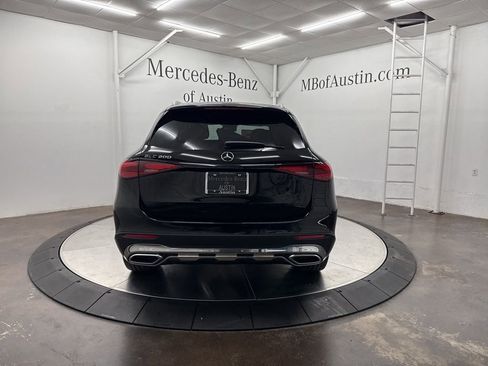 New 2026 Mercedes-Benz GLC 300 image 6