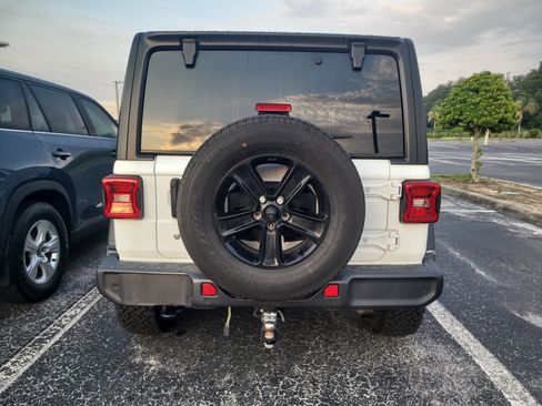 Used 2020 Jeep Wrangler Unlimited Sport AWD/4WD image 6