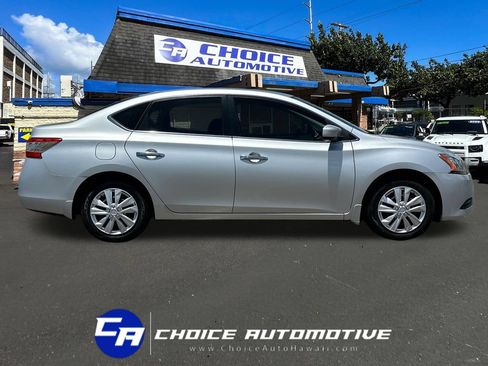 Used 2013 Nissan Sentra SV w/ Premium Pkg FWD image 9