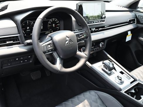 New 2023 Mitsubishi Outlander SEL AWD/4WD image 19