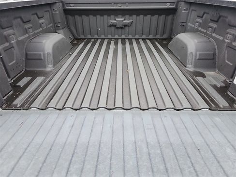 Used 2020 Chevrolet Silverado 1500 Custom w/ Custom Value Package image 15