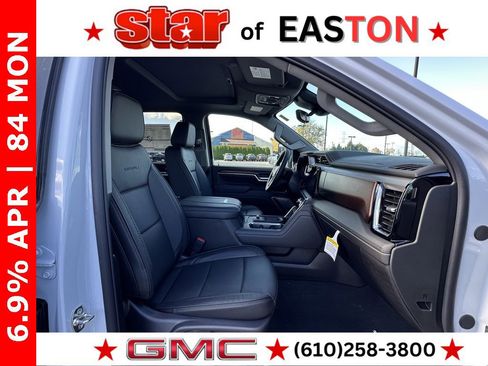 New 2026 GMC Sierra 2500 Denali w/ Denali Reserve Package image 9