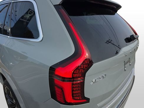 New 2026 Volvo XC90 T8 Plus image 47