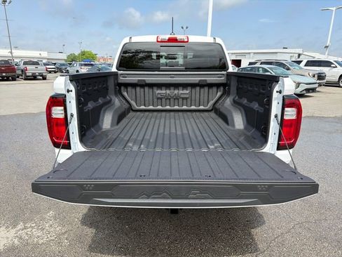 New 2026 GMC Canyon Elevation image 24