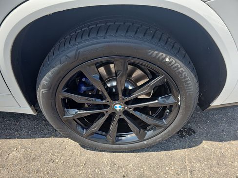Certified 2024 BMW X4 M40i w/ Premium Package AWD/4WD image 36