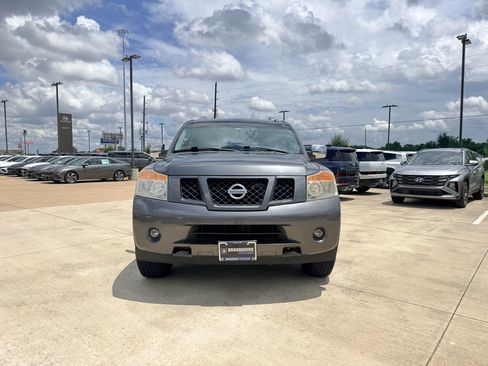 Used 2010 Nissan Armada SE AWD/4WD image 2