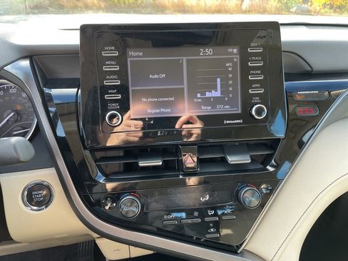 Used 2023 Toyota Camry LE image 15