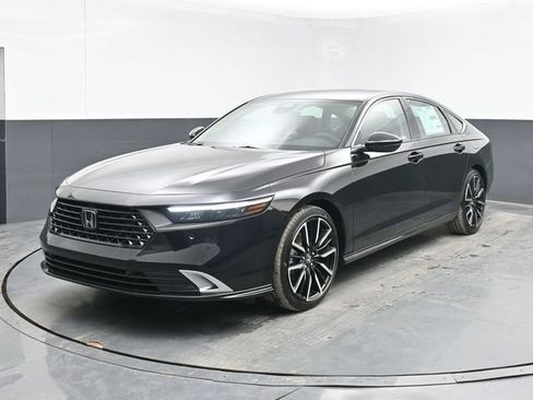 New 2026 Honda Accord Touring image 5