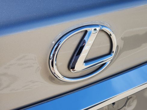 Used 2017 Lexus ES 350 350 Premium Package image 12