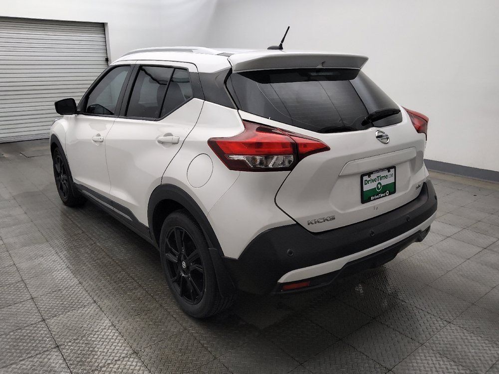 Used 2020 Nissan Kicks SR FWD image 5
