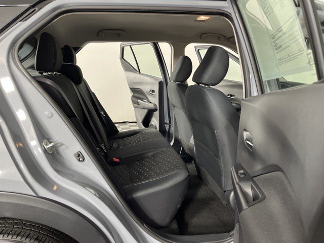 Used 2023 Nissan Kicks SV FWD image 38