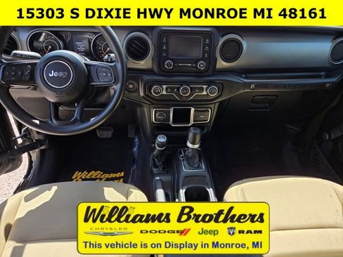 Used 2021 Jeep Wrangler Unlimited Sport image 14