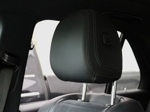 Used 2022 Mercedes-Benz GLE 350 4MATIC image 24